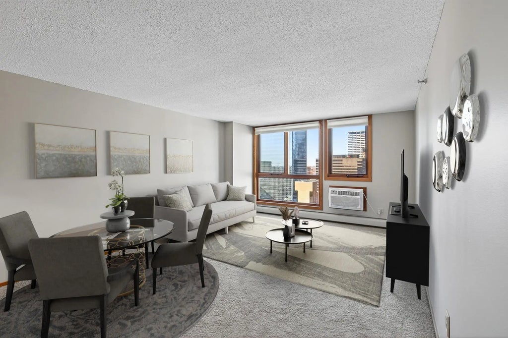 433 S 7th Street 2121, Minneapolis