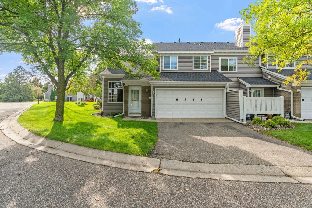 8381 Corcoran Circle 49, Inver Grove Heights