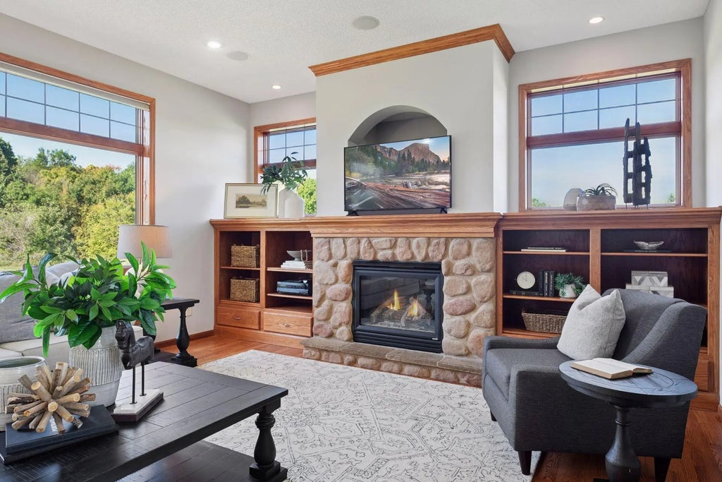 24120 Redwing Avenue, New Prague