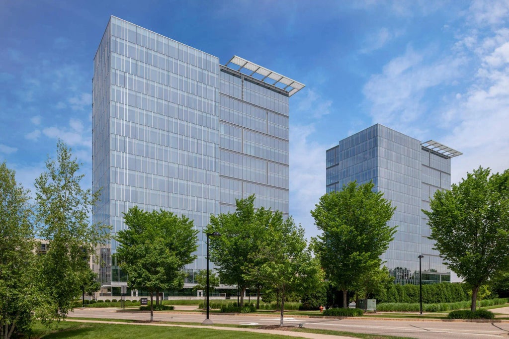 8161 33rd Avenue S 209, Bloomington