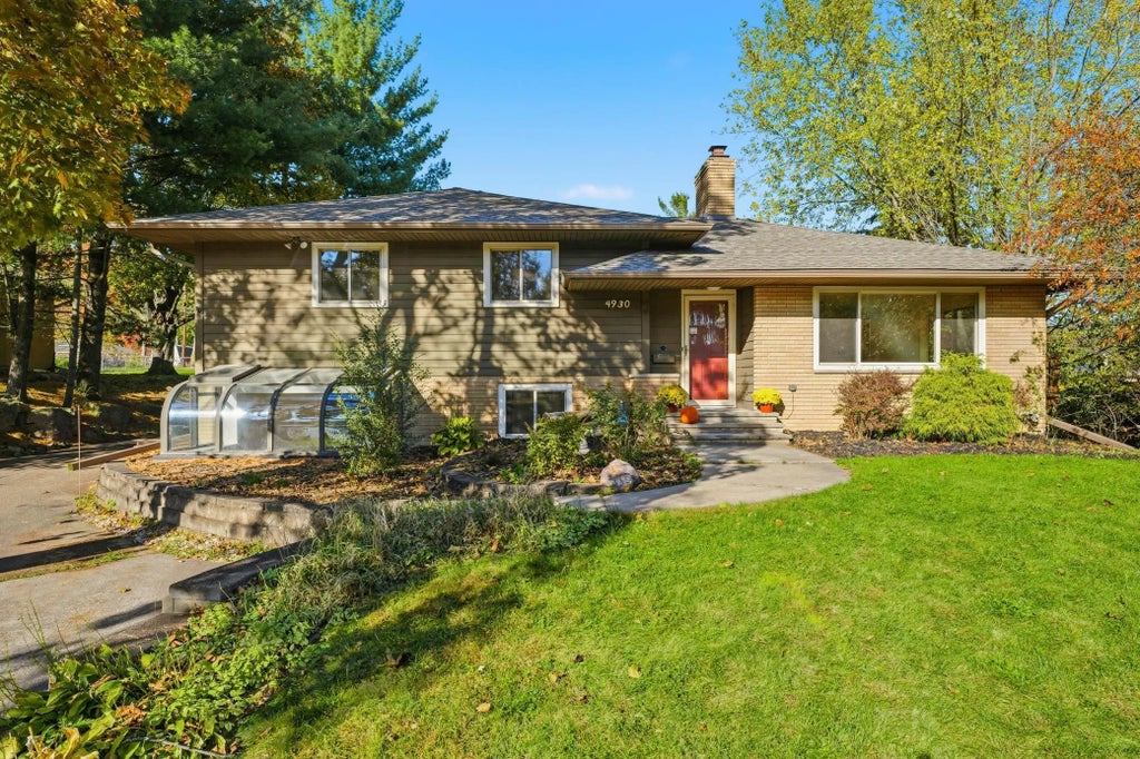 4930 Winsdale Street N, Golden Valley