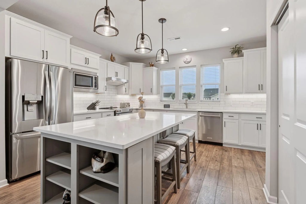 19337 103rd Avenue, Corcoran