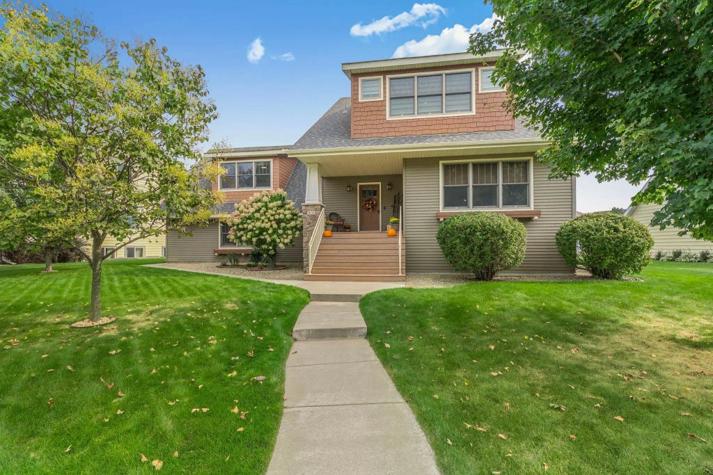 908 21st Avenue N, Sartell