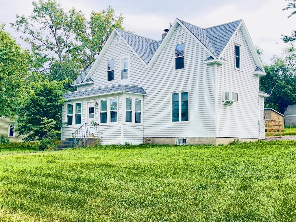 227 South Avenue, Boyd