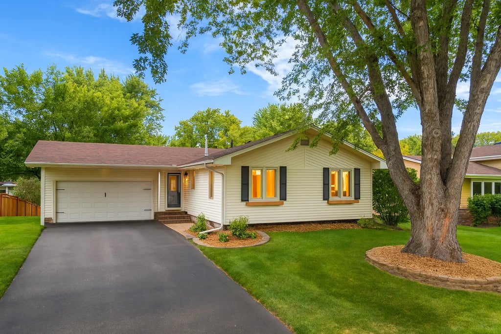 1942 Mounds Avenue, New Brighton