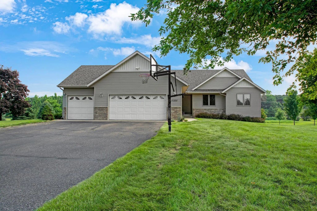 17237 River View Lane Se, Big Lake