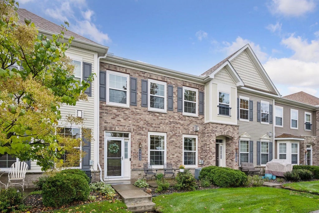 17344 72nd Avenue N 1304, Maple Grove