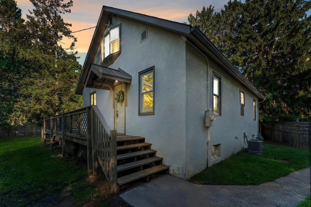 7508 Newton Avenue N, Brooklyn Park