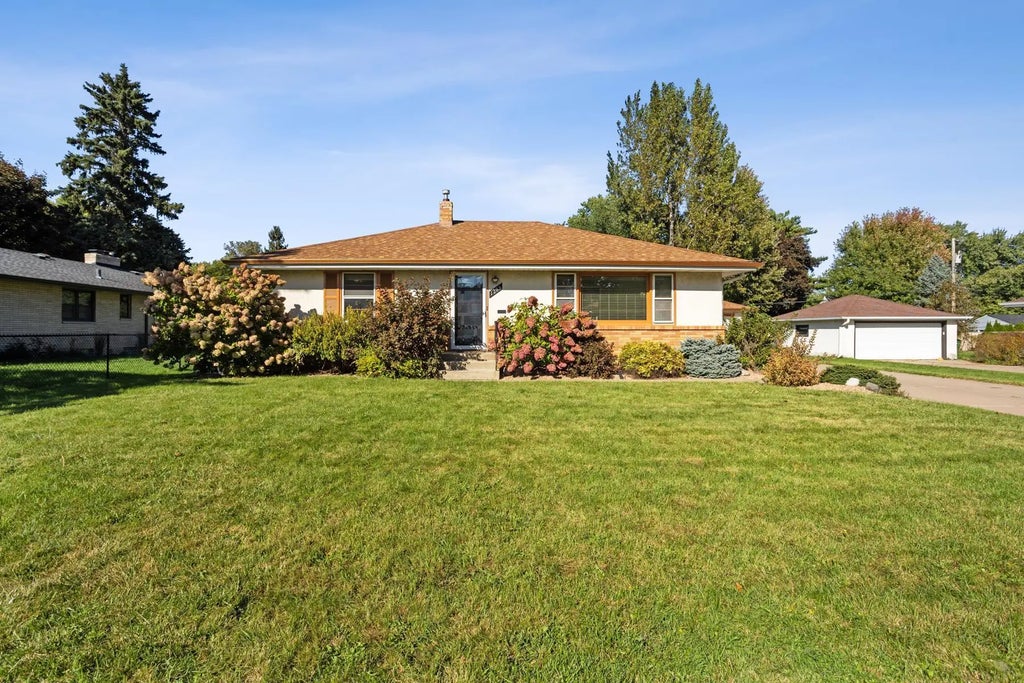 1205 Autumn Street, Roseville