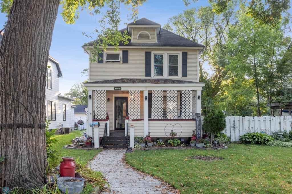 1010 7th Street S, Fargo