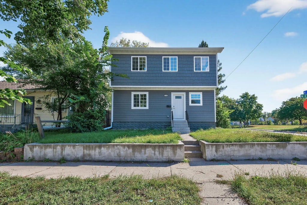 4502 Colfax Avenue N, Minneapolis