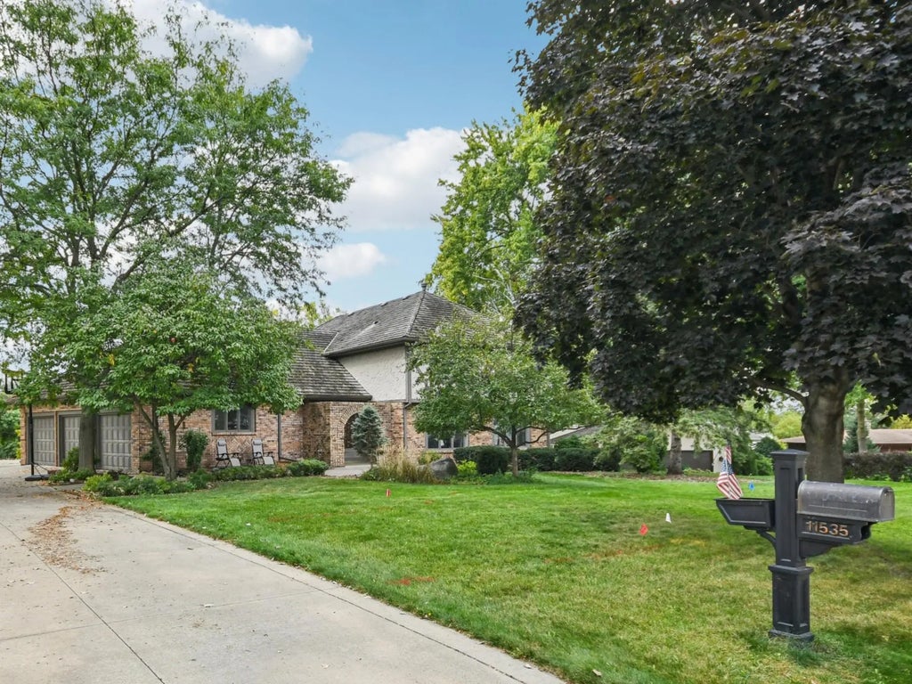 11535 57th Avenue N, Plymouth