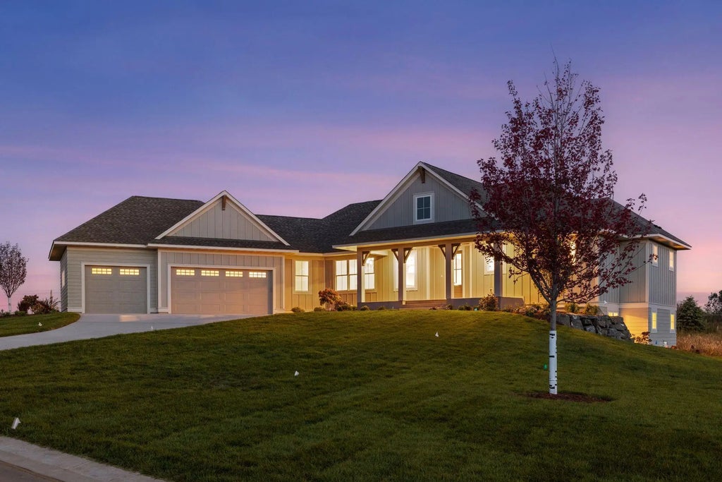 4733 Ogden Trail Lane N, Stillwater