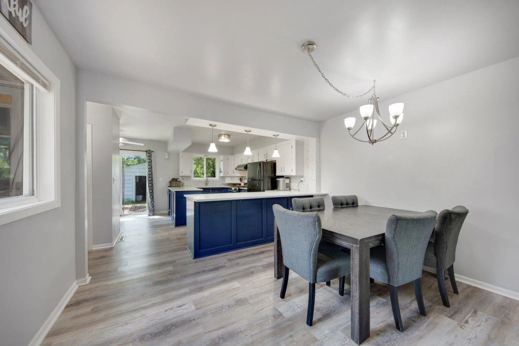 2400 108th Avenue Nw, Coon Rapids