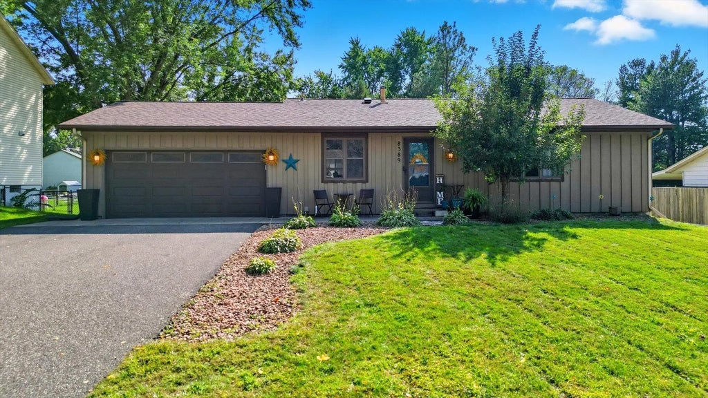 8389 69th Street S, Cottage Grove