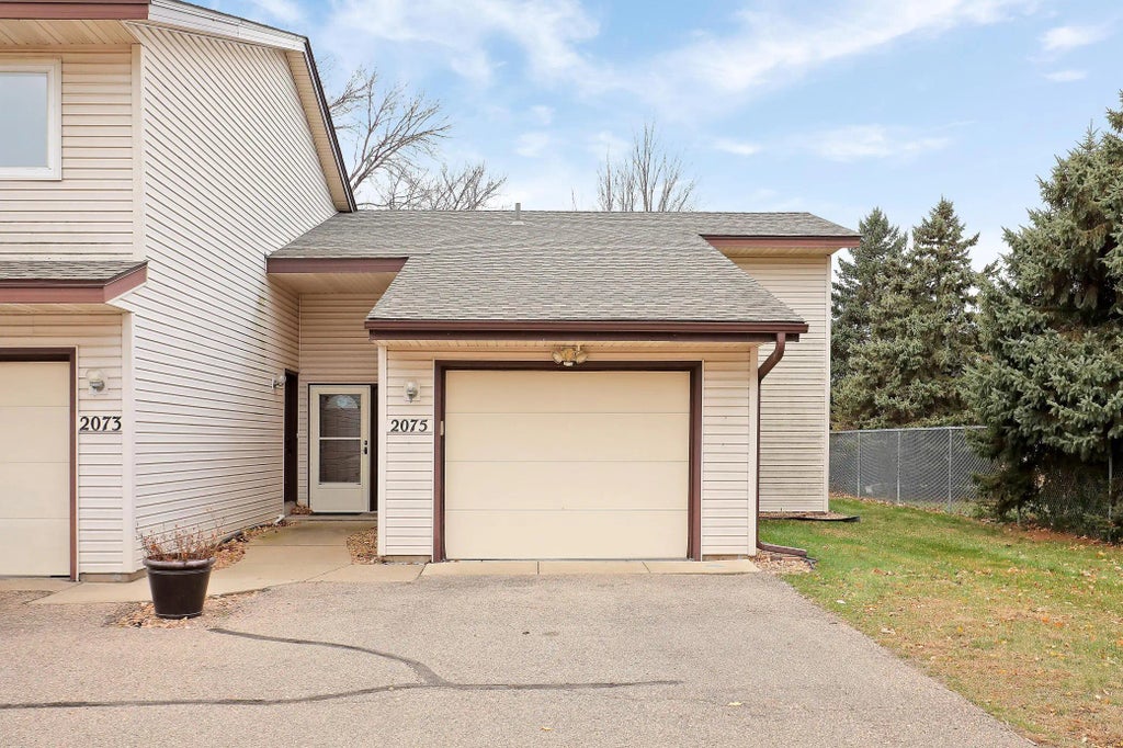 2075 13th Avenue W, Shakopee