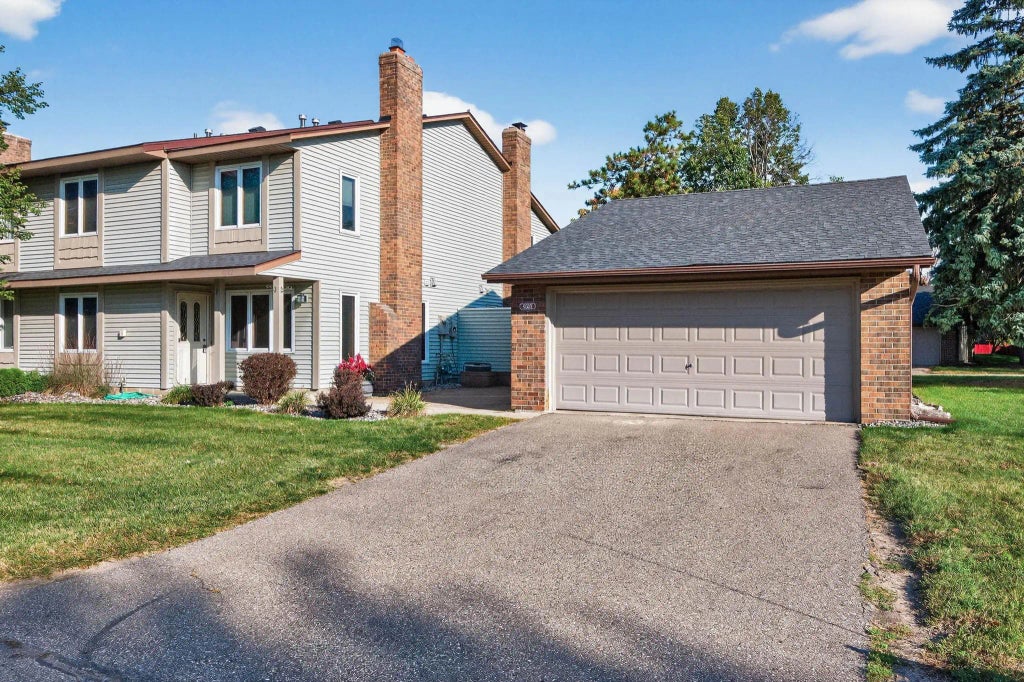 4682 Lenore Lane, Eagan
