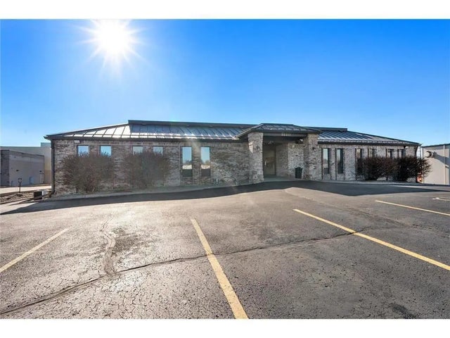 1810 Crest View Drive 1, Hudson