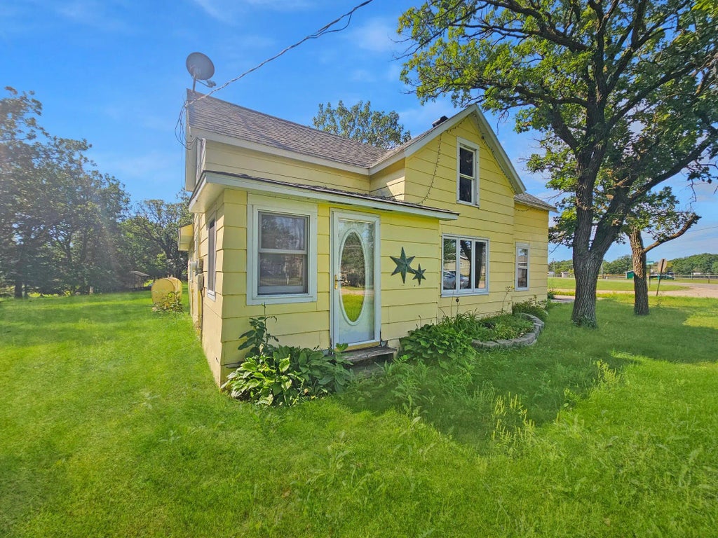 921 Old Ridge Road, Greenbush