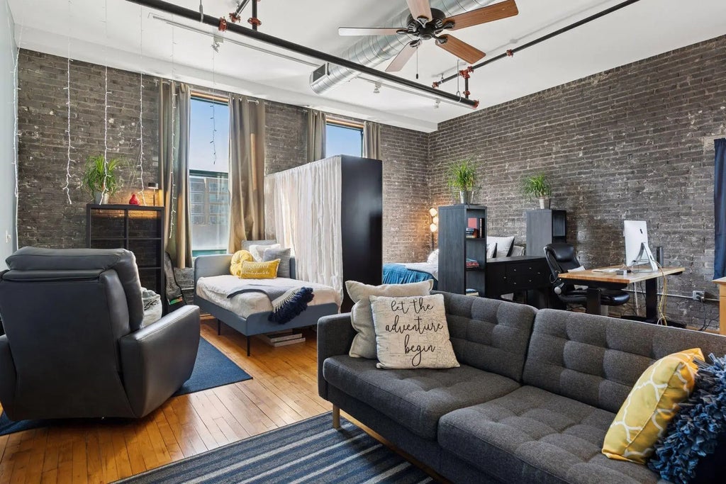 523 Jackson Street 302, Saint Paul