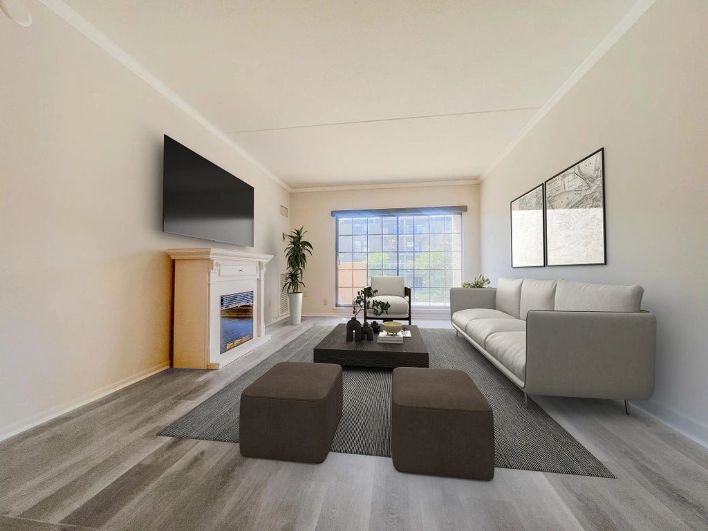 6730 Vernon Avenue S 207, Edina