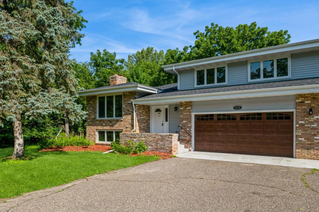 5416 Benton Avenue, Edina