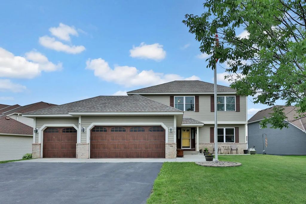 6745 Wildflower Drive S, Cottage Grove