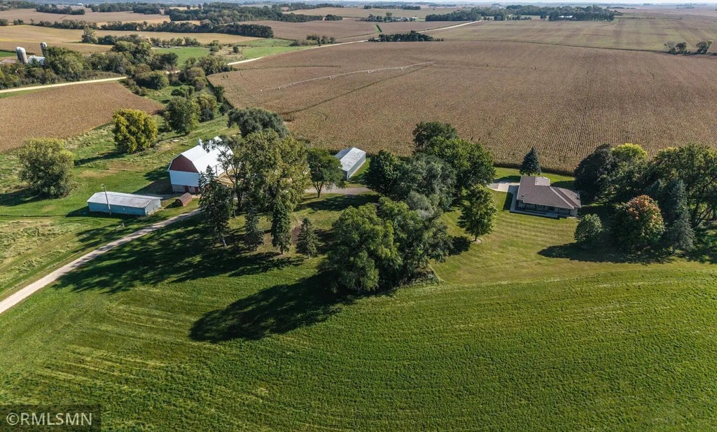 31150 Sciota Trail, Sciota Twp