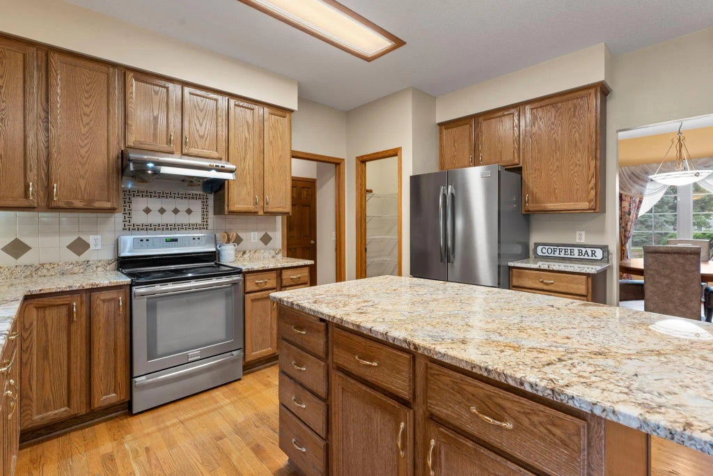 13947 Fleetwood Avenue, Apple Valley