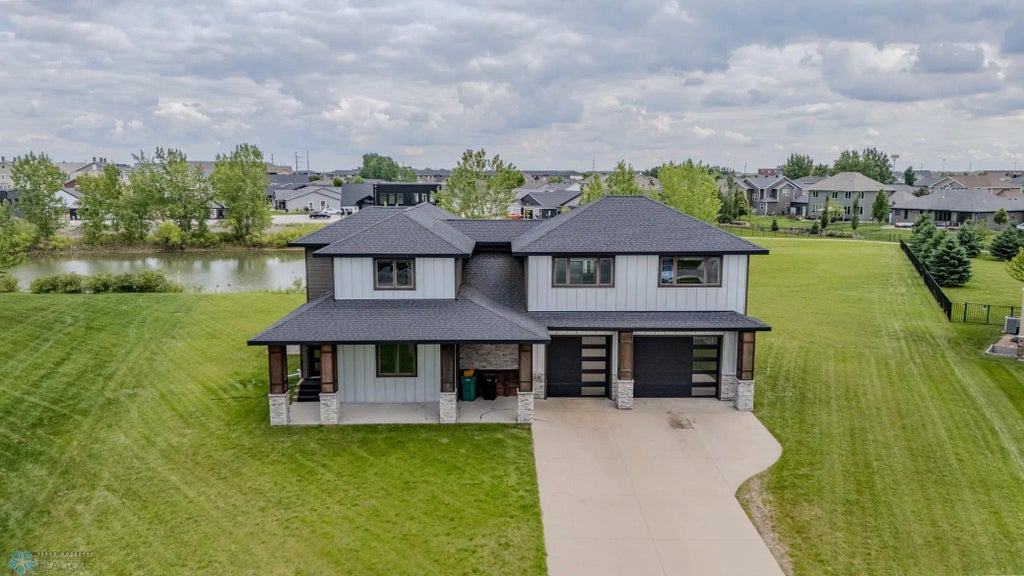 3405 4th Street E, West Fargo