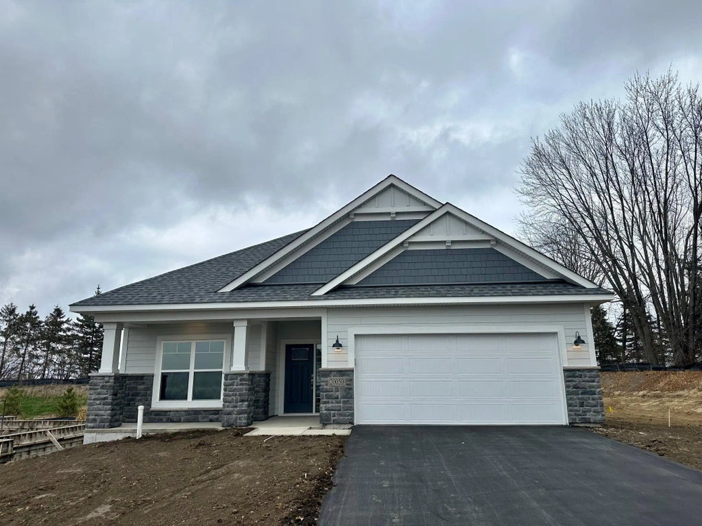 20050 Glarus Lane, Lakeville