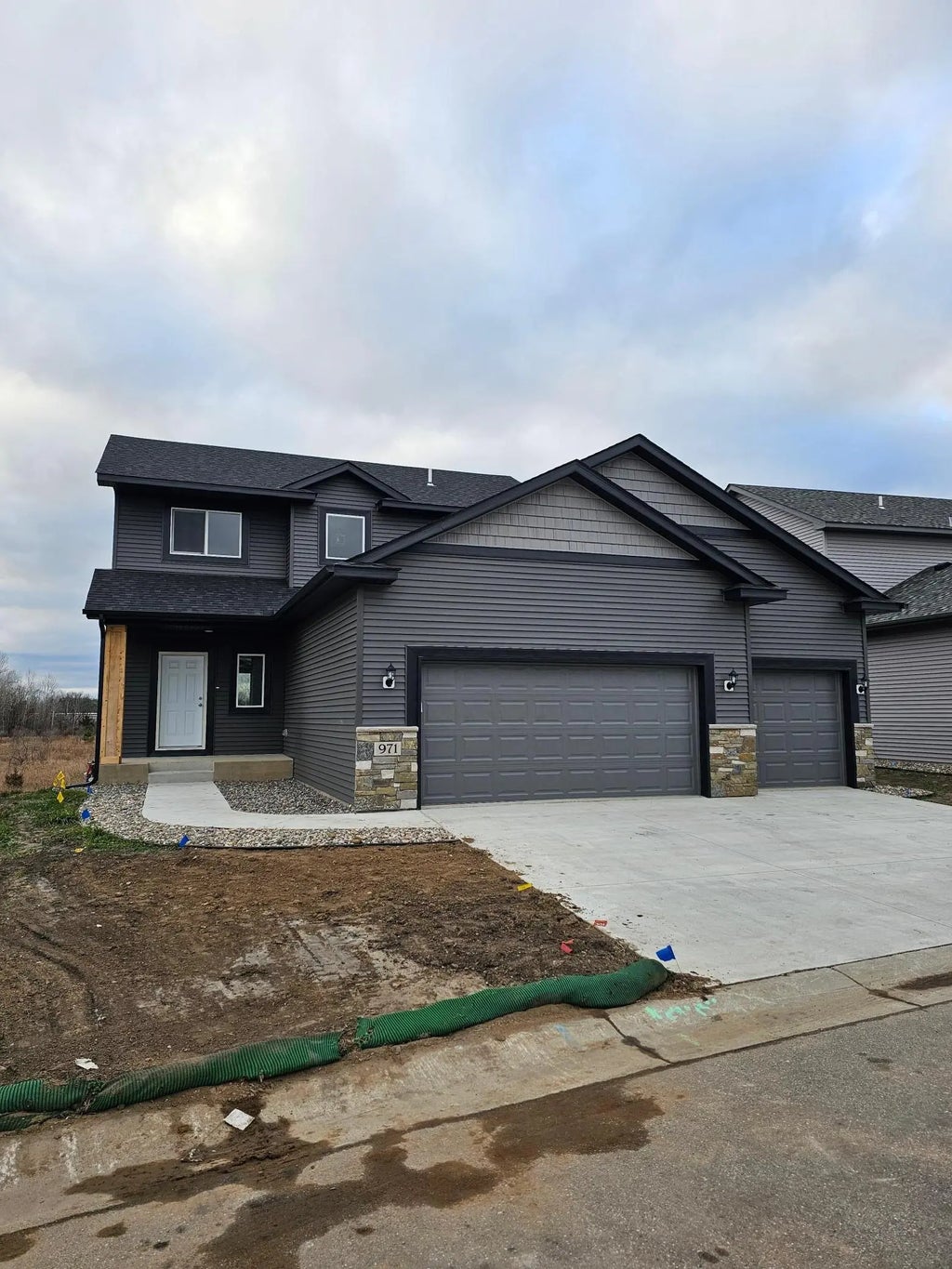 971 45th Avenue Ne, St Cloud