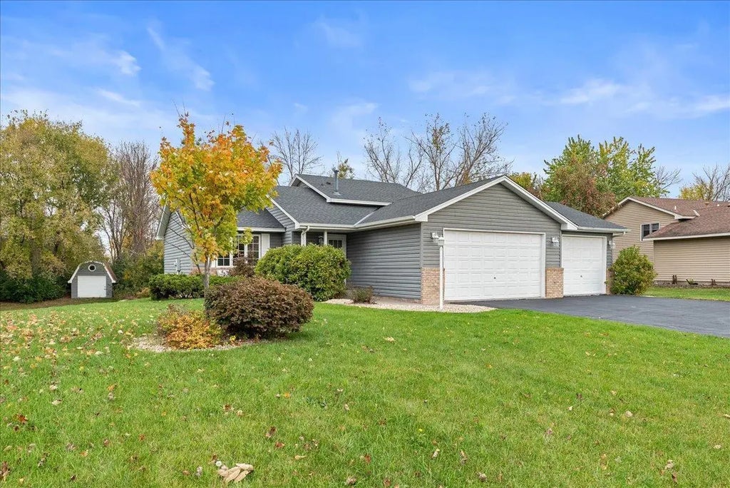 20830 Georgia Avenue N, Forest Lake