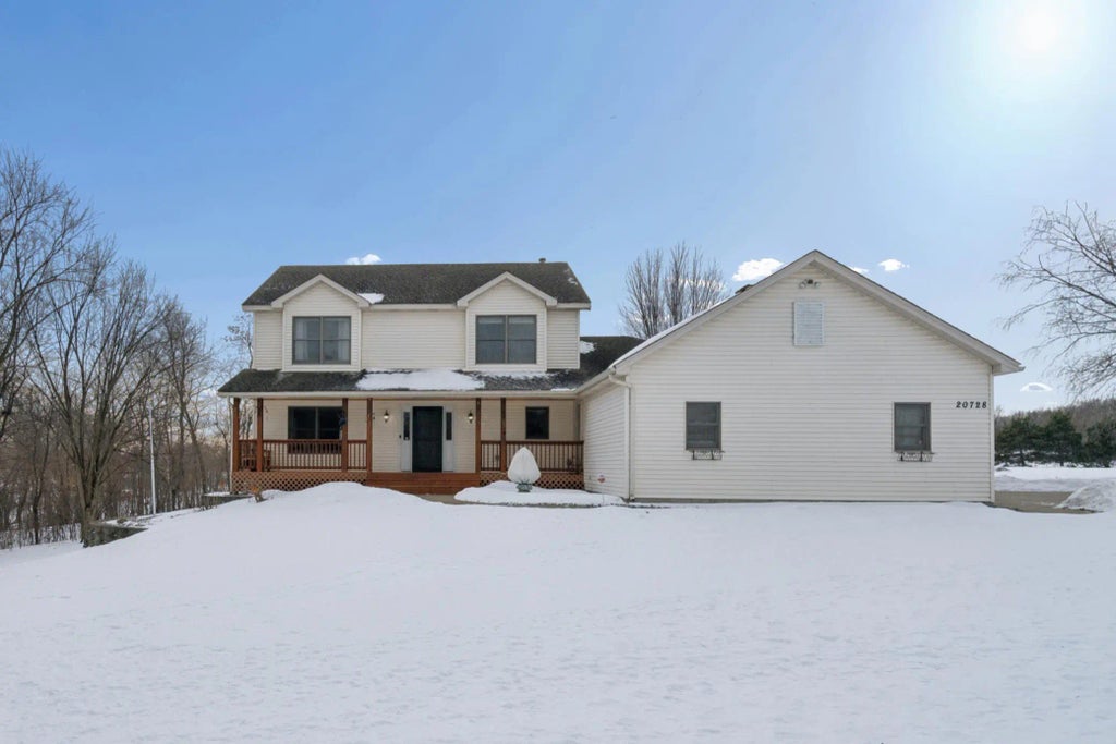 20728 Hoover Court Nw, Elk River