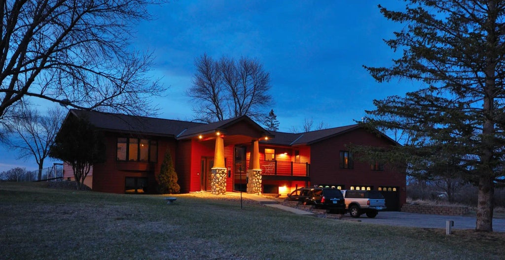 23801 County Road 9 Ne, New London