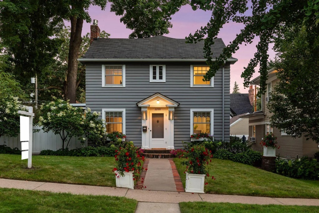 2250 Princeton Avenue, Saint Paul