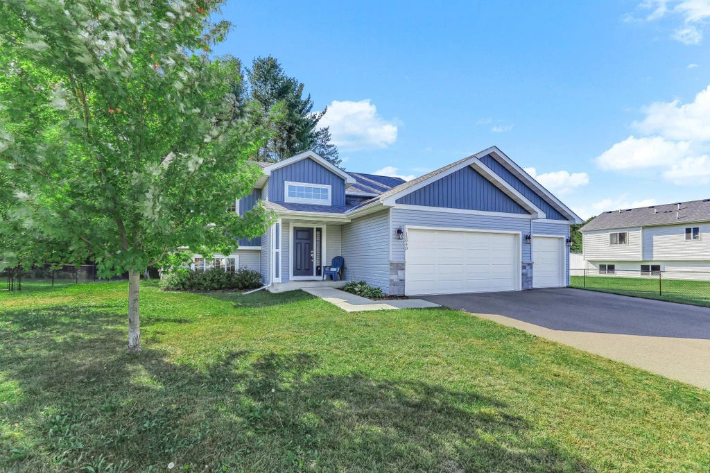 13940 3rd Avenue S, Zimmerman