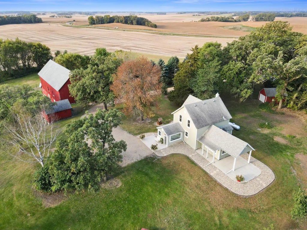 26444 740th Avenue, Albert Lea