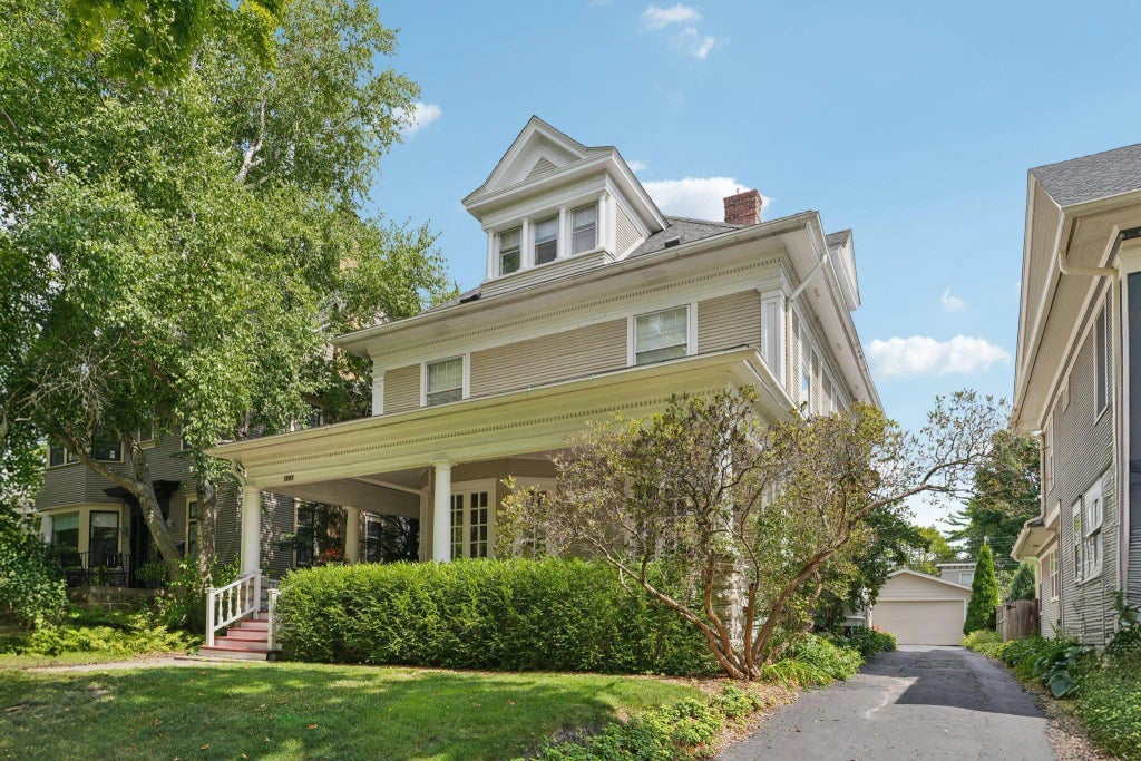 1805 Fremont Avenue S, Minneapolis