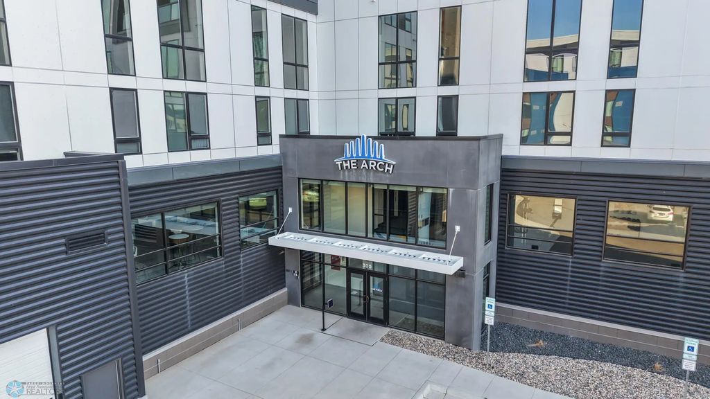 300 Main Avenue 506, Fargo