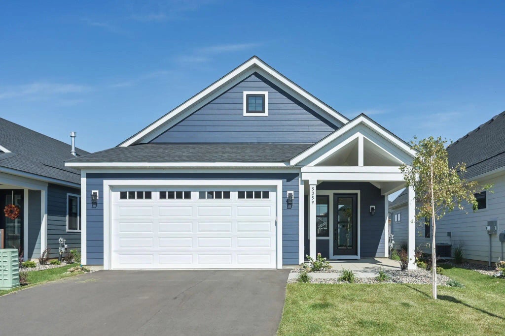 5259 217th Street W, Farmington