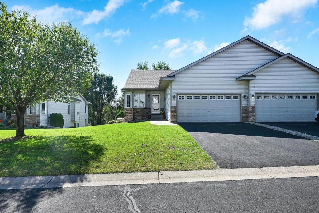 1520 129th Avenue Nw, Coon Rapids