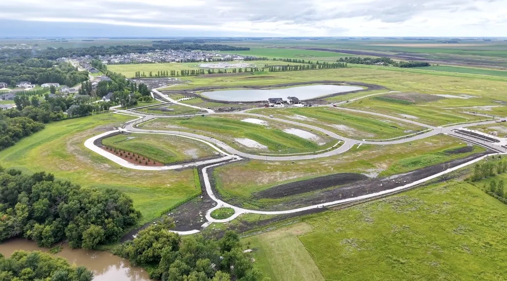 8131 75th Street S, Horace