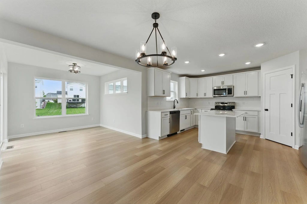 410 James Parkway, Elko New Market