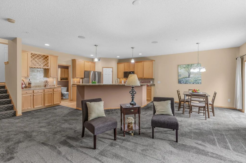 2694 County Road H2, Mounds View