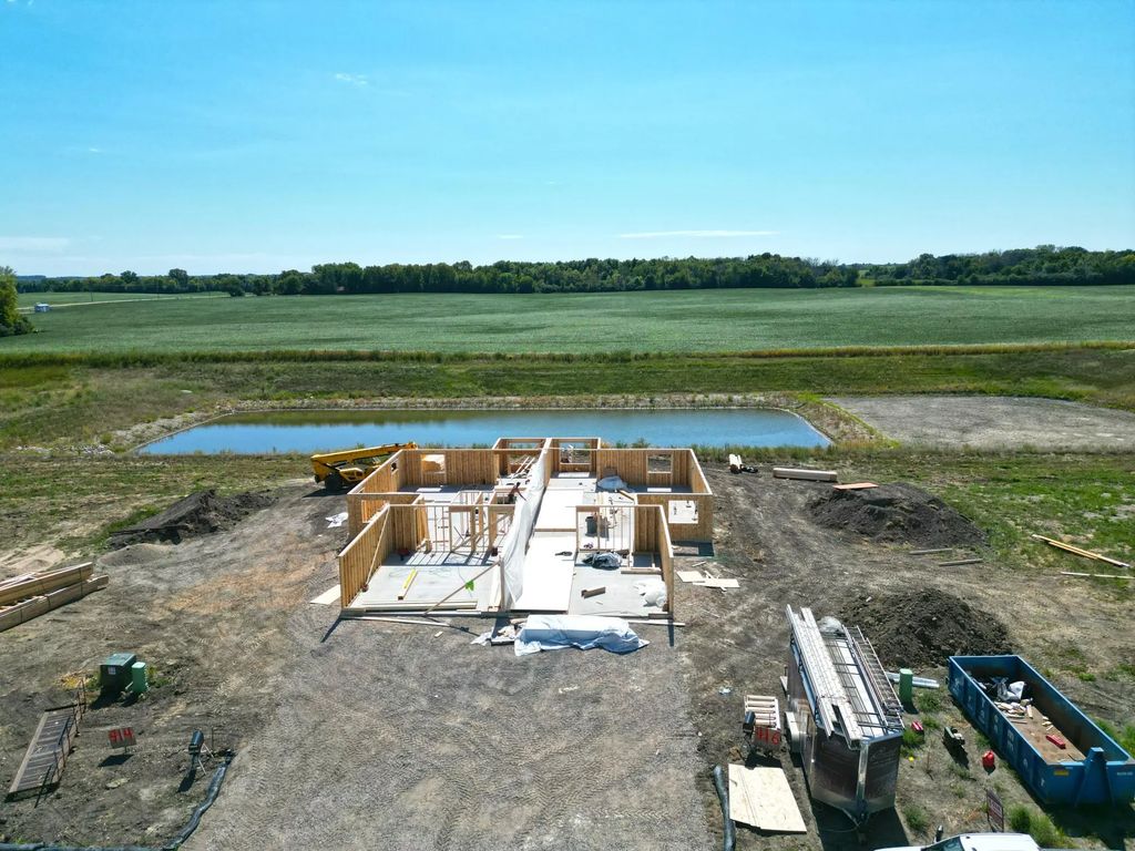416 5th Street S, Maple Lake