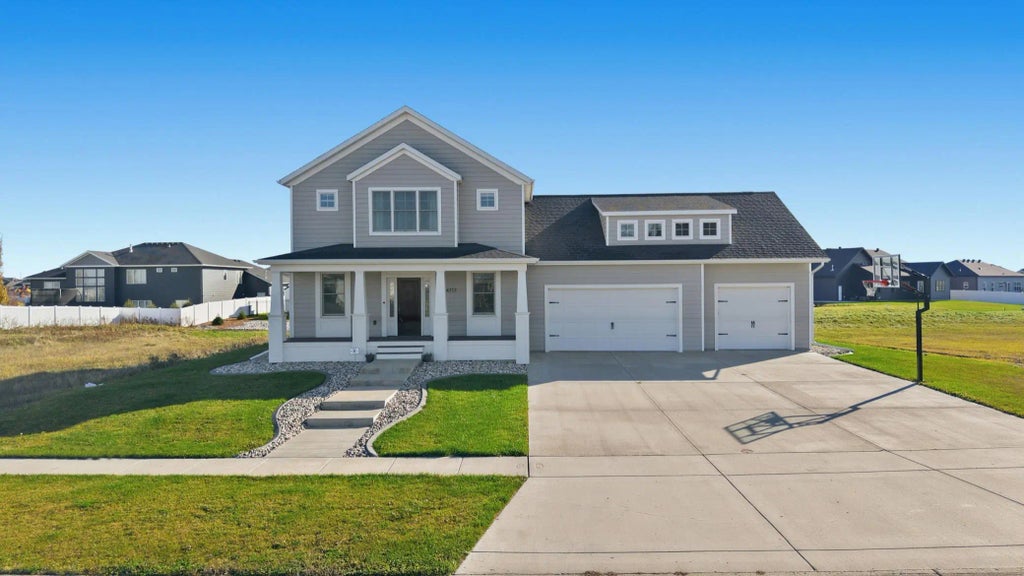 4717 11th Street W, West Fargo