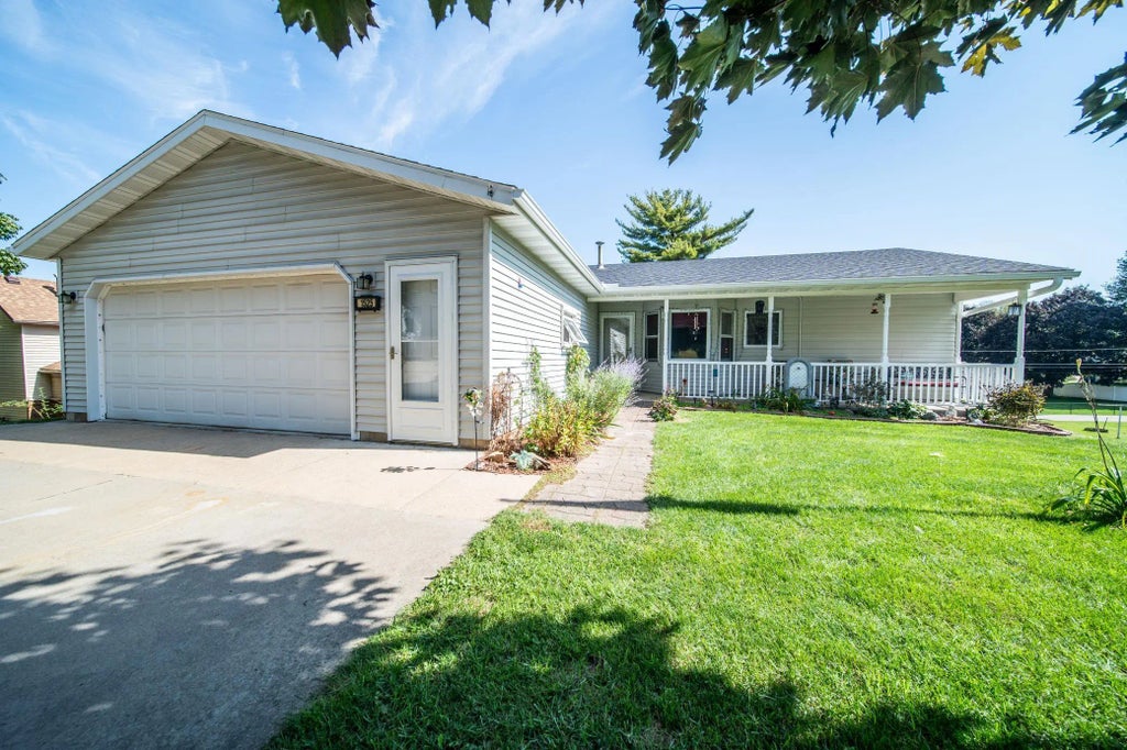 1525 Wabasha Ave, St Charles