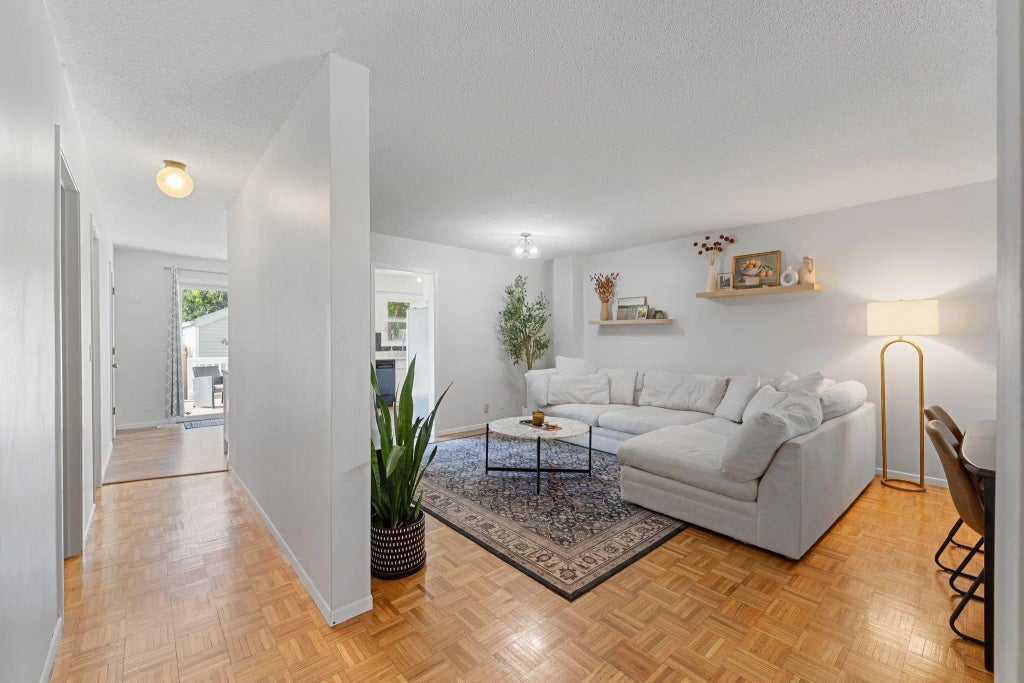 2644 Zarthan Avenue S, St Louis Park