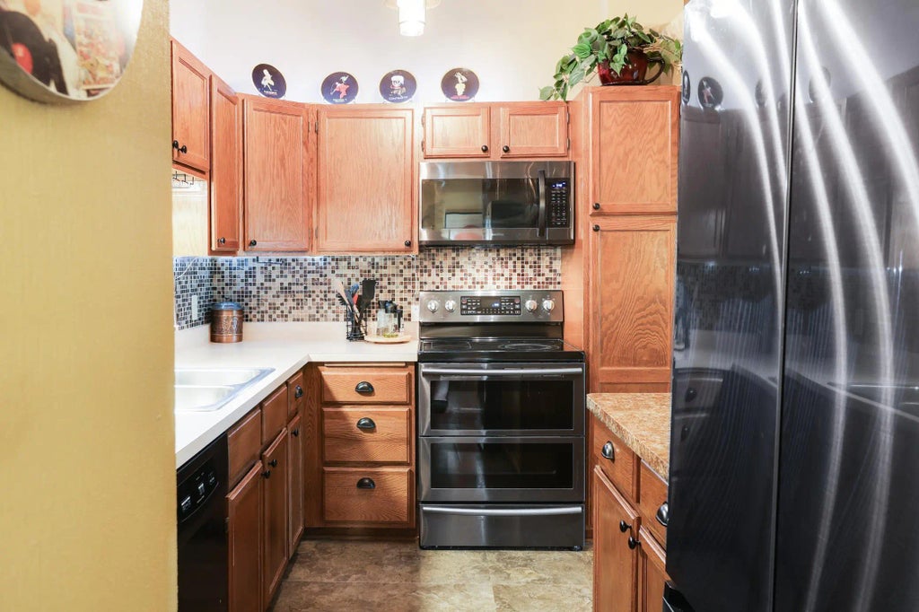 13036 Judicial Road, Burnsville